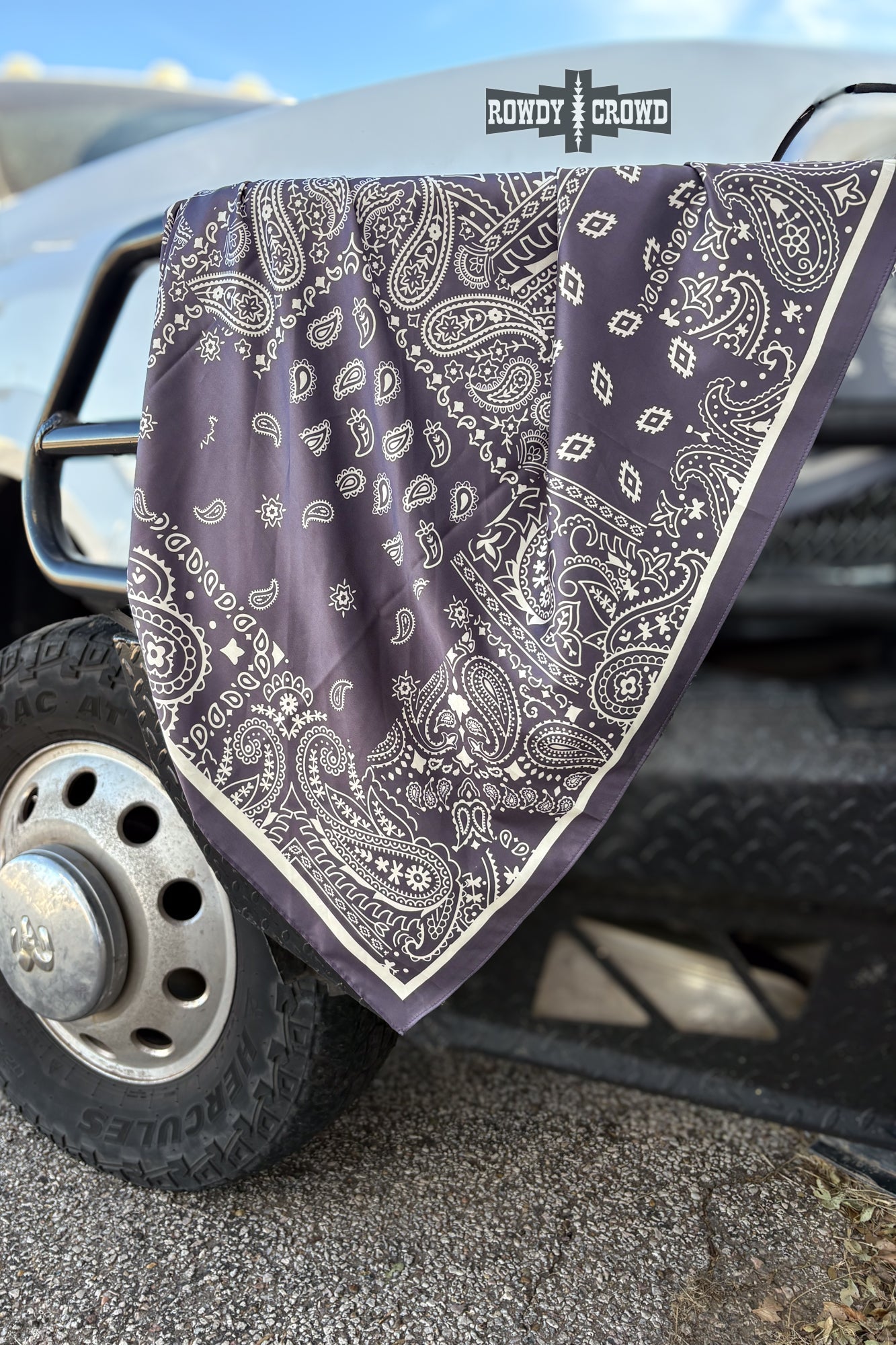 CHARCOAL PAISLEY CREEK WILD RAG